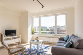 New beautiful renovated apartment near the sea and next to the port of Ostend and city center